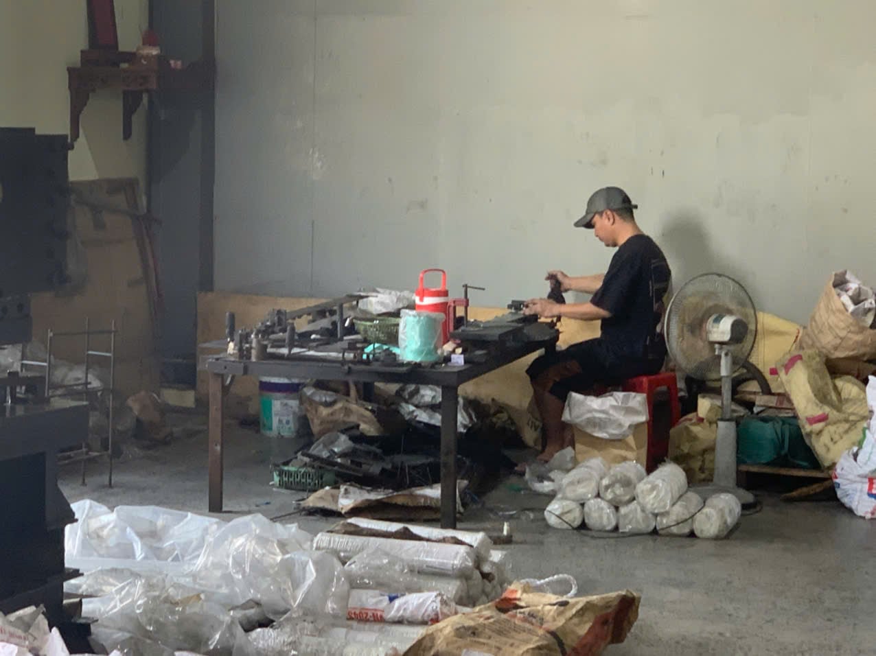 Work bench.jpg